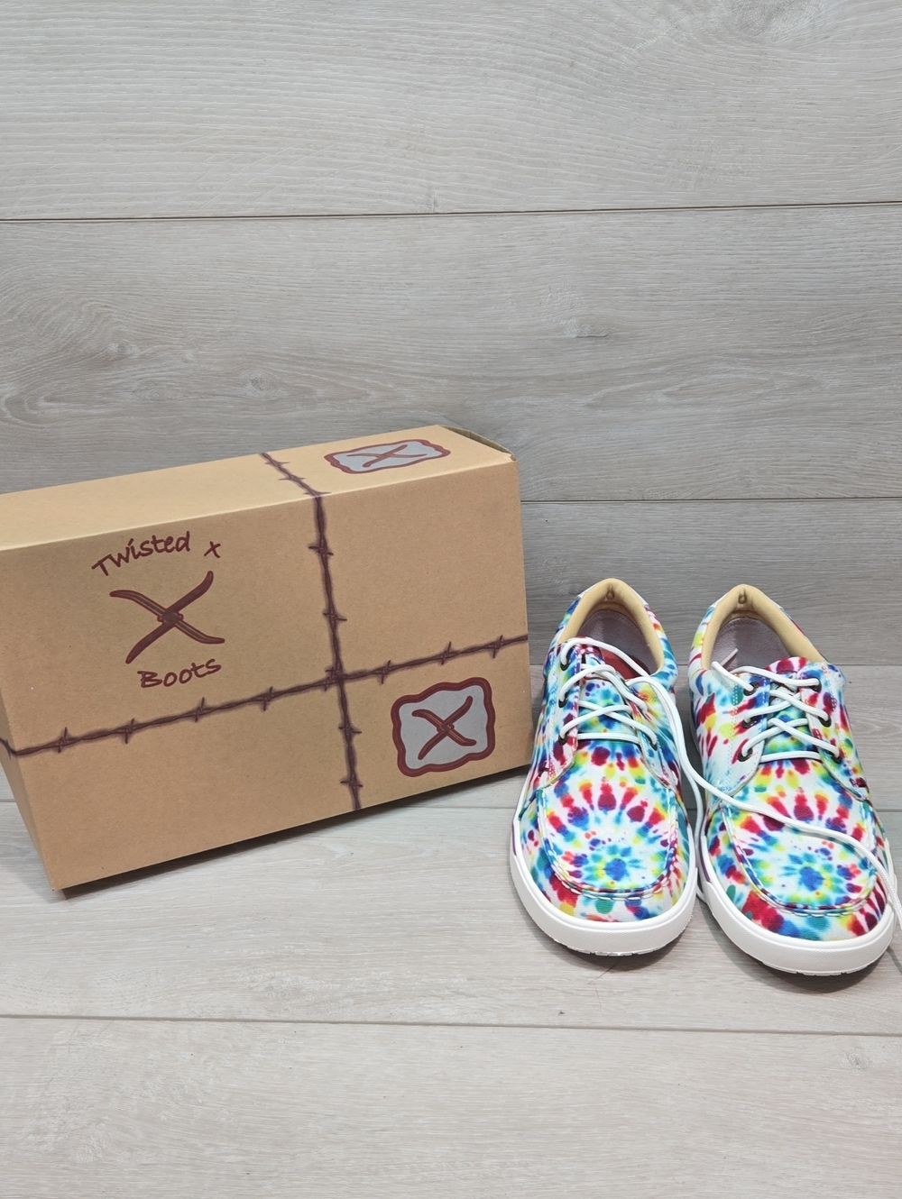 NIB Twisted X Women Air Dry Only Multi Tie Dye Kicks Sneakers Shoes Sz 10M